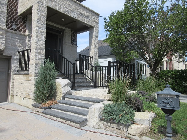 Rosedale Natural Stone Landscaping